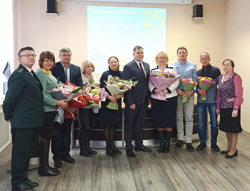 жюри и участники.jpg