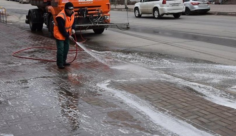 В Калуге проведут пробную дезинфекцию тротуаров
