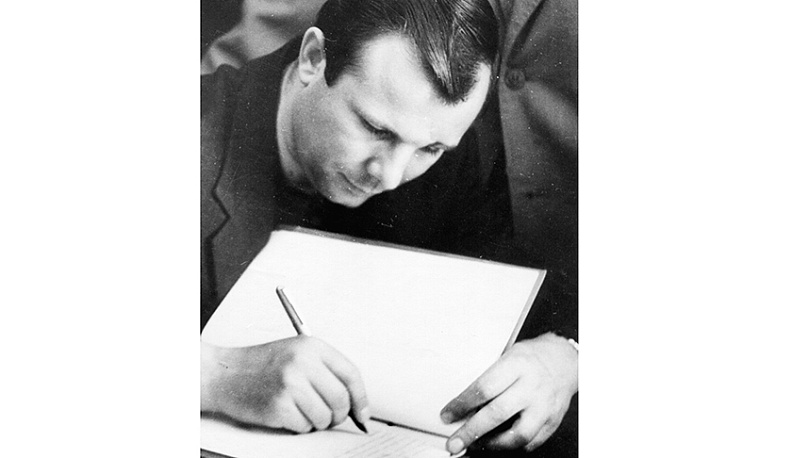 Юрий Гагарин: «Циолковский перевернул мне душу»