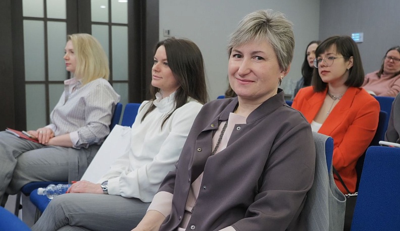 В Калуге начал работу межрегиональный женский форум «Она – Космос»