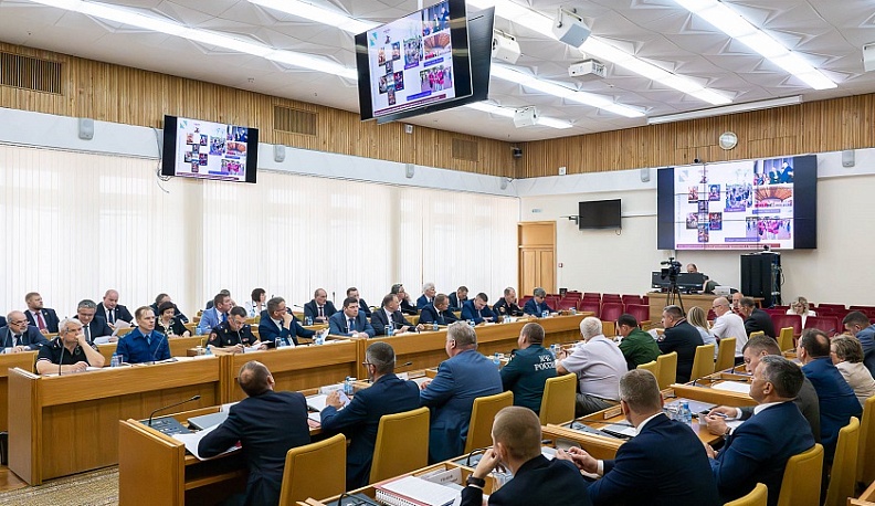 Итоги мероприятий по противодействию идеологии терроризма и предотвращению теругроз обсудили на антитеррористической комиссии