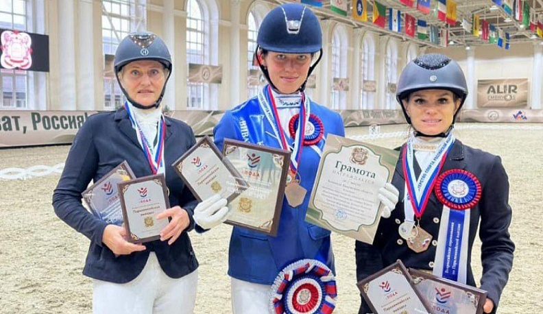 Бронзу на Всероссийских соревнованиях по конному спорту завоевали калужанки