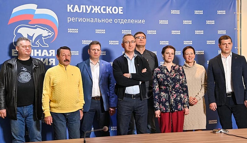 Геннадий Новосельцев поздравил с победой своих коллег