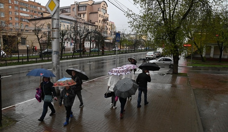 В Калужскую область снова идут грозы и ливневый дождь