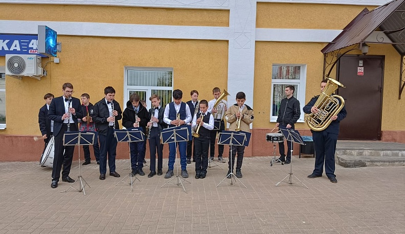 В преддверии 9 Мая в Мосальской детской школе искусств им Н. П. Будашкина состоялся праздничный концерт