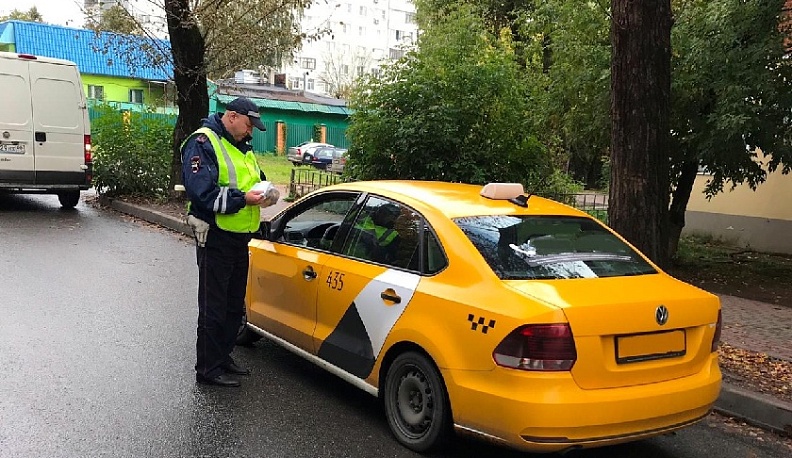 Калужских таксистов снова проверили