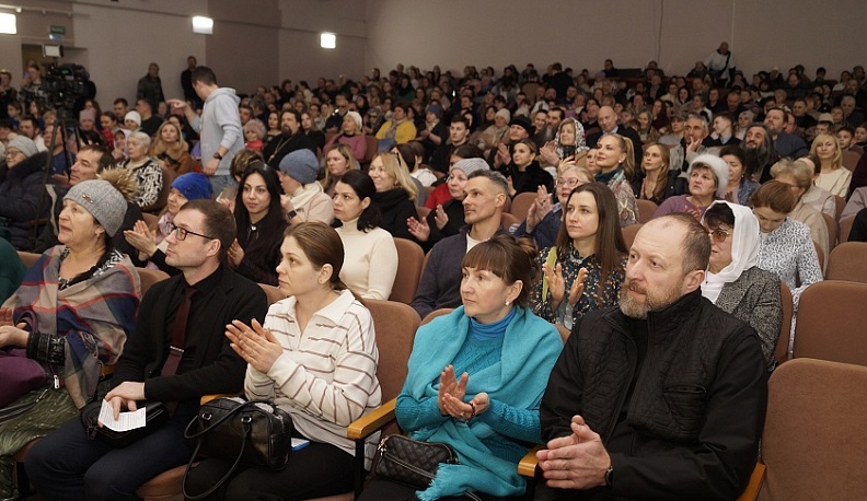 В Козельске состоялся показ фильма «Птичка»