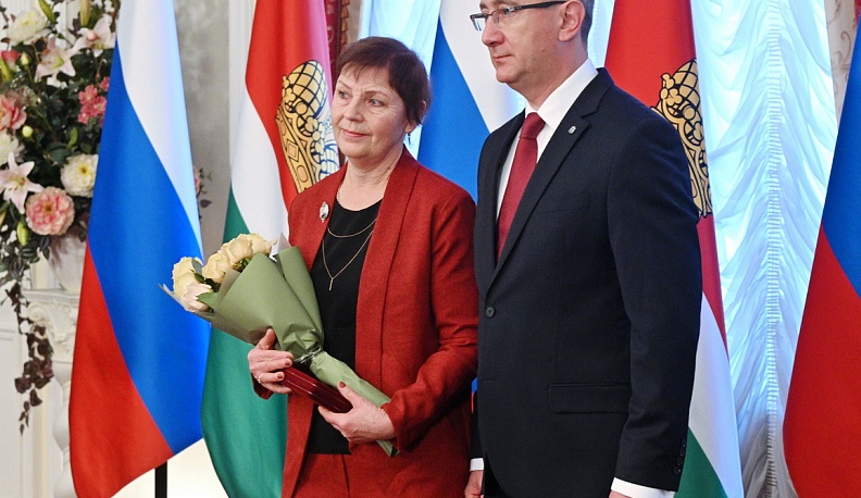 В Калуге вручили государственные награды лучшим труженикам региона