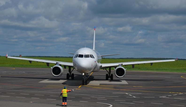 В Международном аэропорту «Калуга» задерживается рейс в Казань