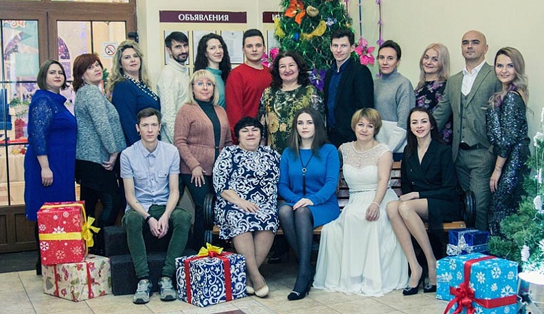 Коллектив Районного дома культуры в Людинове ждёт посетителей с  QR-кодами