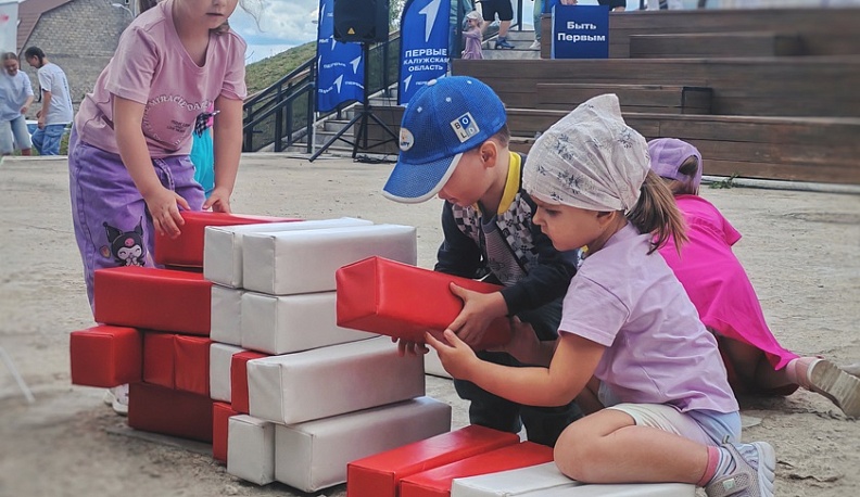 Активисты Движения Первых провели праздник для юных калужан