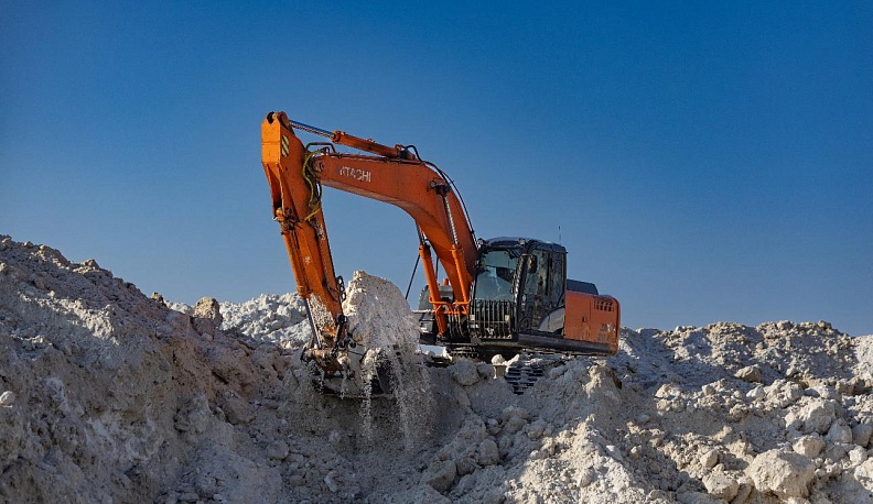 Где зимуют  городские сугробы