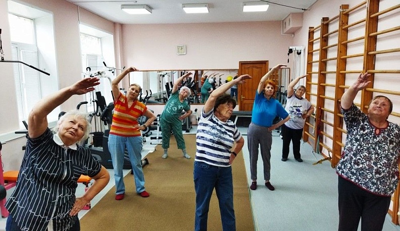 Губернатор Калужской области пожелал здоровья ветеранам и людям пожилого возраста