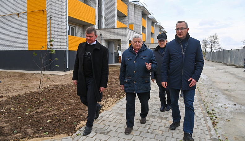 Владислав Шапша побывал с рабочей поездкой в Кировском районе