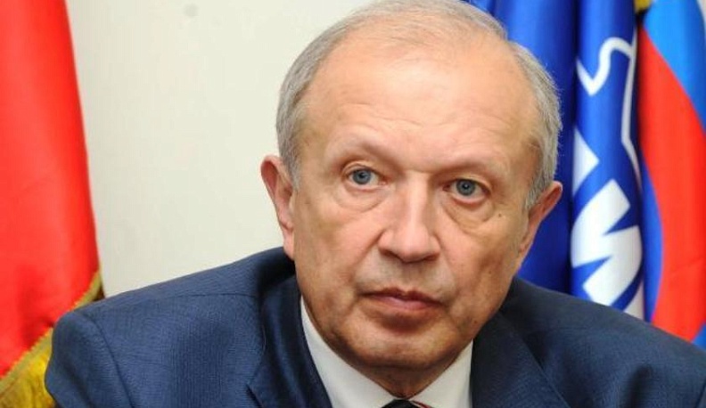 Жителей области с 76-й годовщиной освобождения региона от немецко-фашистских захватчиков поздравил Виктор Бабурин