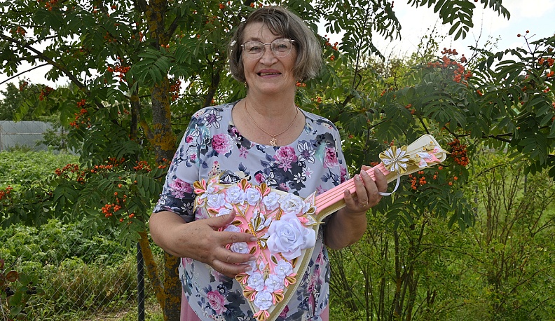 Японские цветы  на русской балалайке