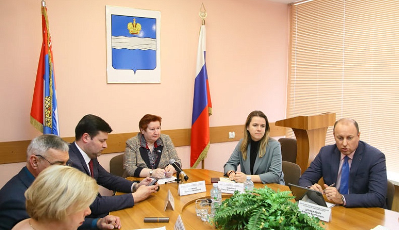 Ольга Коробова приняла участие в работе калужского общественного центра ЖКХ