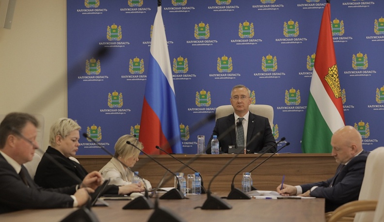 Владислав Шапша принял участие в обсуждении целевых показателей национальной цели «Устойчивая и динамичная экономика»