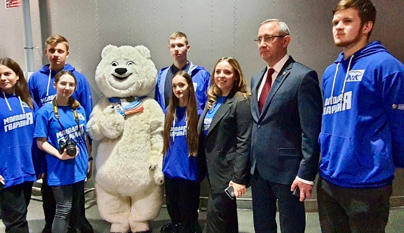 Владислав Шапша встретился с молодогвардейцами на Конференции Калужского регионального отделения партии «Единая Россия»