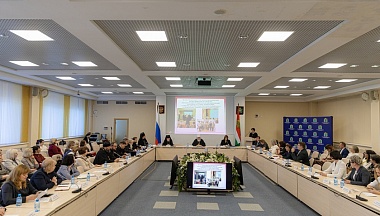 В Калуге обсудили мероприятия по развитию и поддержке русского языка