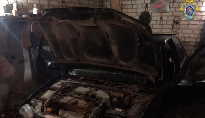 В Калужской области женщина и мужчина отравились угарным газом в машине