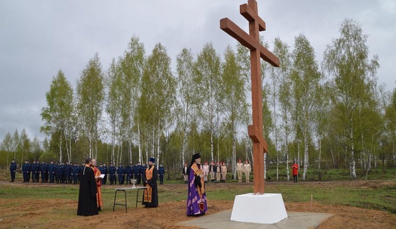 В Шайковке установлен поклонный крест