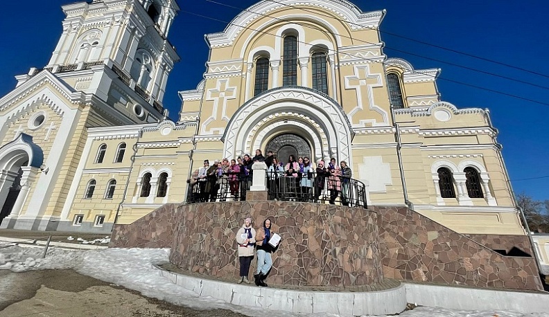 Школьники провели туристические экскурсии по селу Льва Толстого