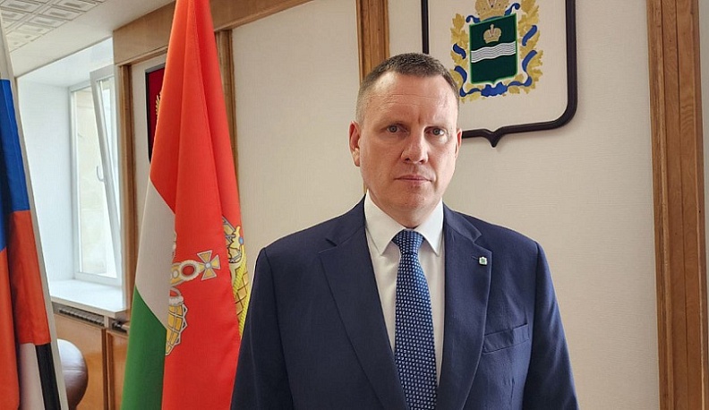 Калужан с Днем защитника Отечества поздравил Геннадий Новосельцев