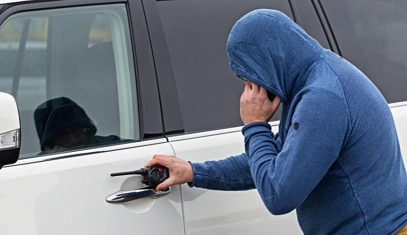 Калужская полиция вернула украденный внедорожник владелице 