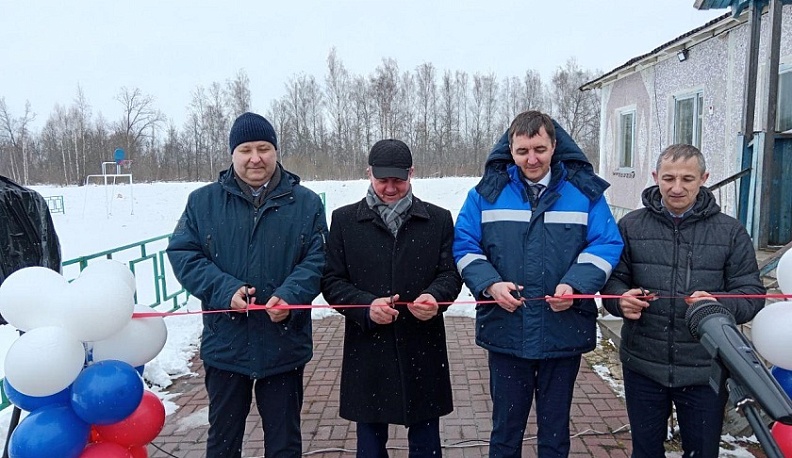 Первые дома в деревне Зимницы Кировского района получили газ