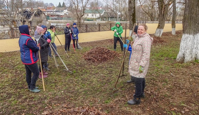 Жители Медынского района присоединились к месячнику благоустройства