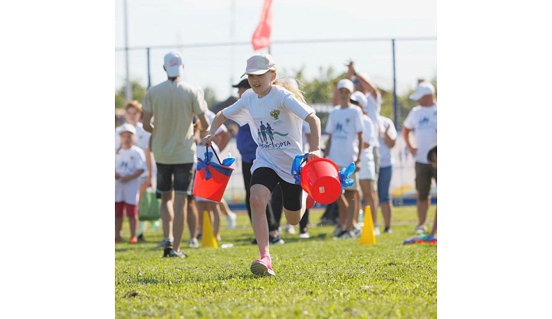 Забег с вёдрами картошки