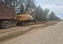 В Малоярославецком округе продолжается ремонт дороги до деревни Прудки