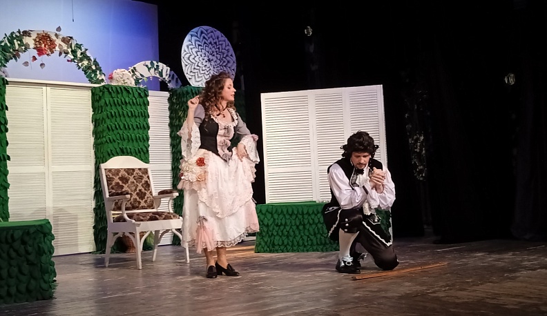 В Калуге стартовали гастроли Молодёжного драматического театра из Тольятти 