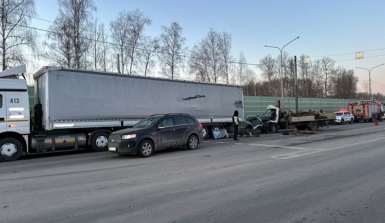 Мужчина погиб в ДТП на окраине Калуги