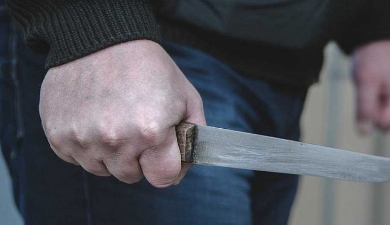 В Людиновском районе мужчина угрожал сожительнице убийством