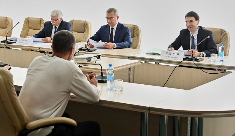 В Калужской области полномочный представитель Президента РФ провел личный прием граждан