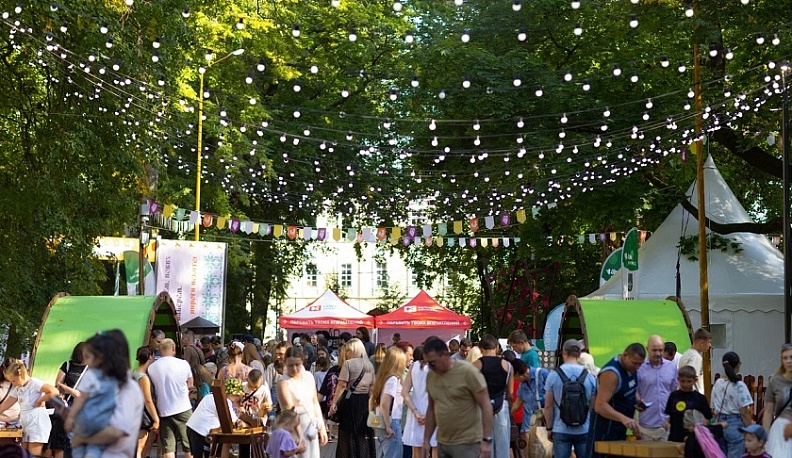 Рекордные цифры гастроярмарки «Калуга. Улица. Еда»: 110 тысяч посетителей и более 49 млн рублей выручки предпринимателей 