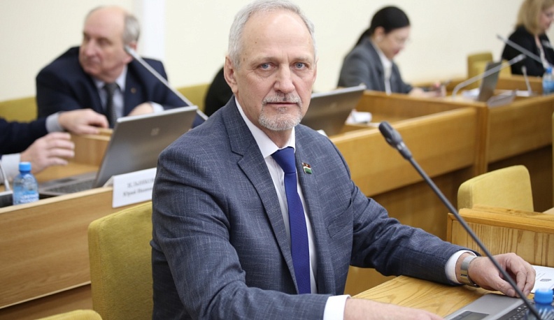 Андрей Литвинов: «Региональная выплата контрактникам – мера своевременная и необходимая!» 