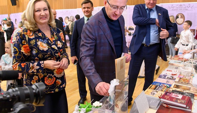 Белые цветы добра