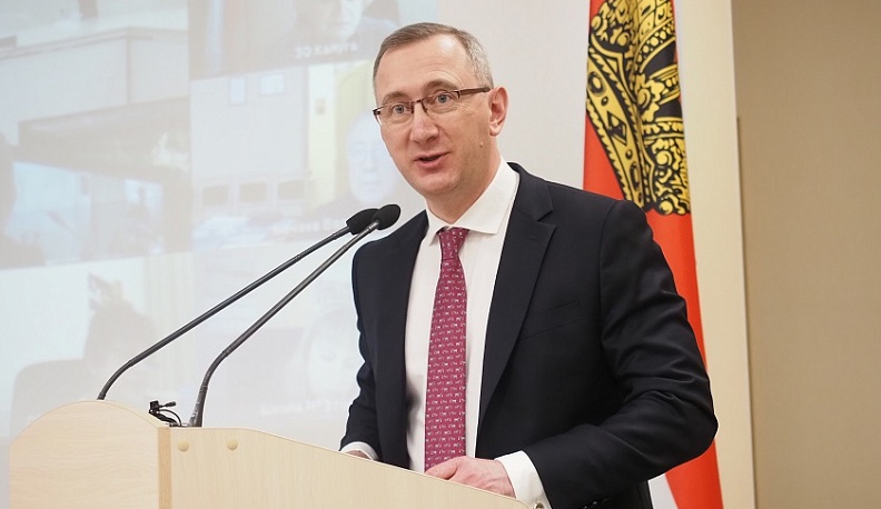 Губернатор Владислав Шапша: «Дистанционка никогда не заменит традиционную школу»