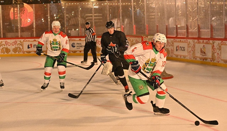 Владислав Шапша поблагодарил участников товарищеского хоккейного матча между командами Калужской области и службы коменданта Московского Кремля