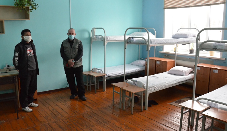 Курс — на гуманизацию и трудотерапию