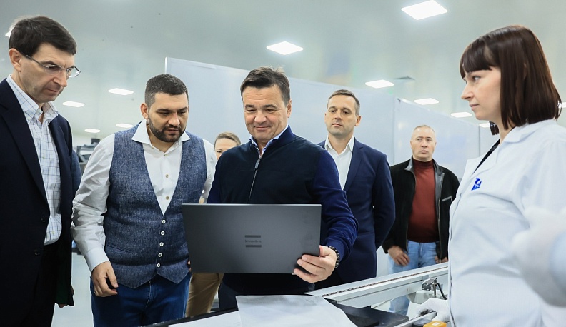 Полпред Президента в ЦФО Игорь Щеголев посетил в Дубне два крупных предприятия