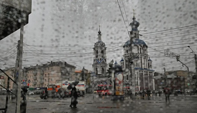 Калужан предупредили о граде, грозе и шквалистом ветре вечером 5 июля