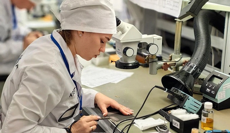 Лучшего монтажника радиоэлектронной аппаратуры выбрали в Калужской области