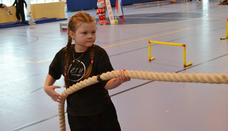 В Барятине прошли детские соревнования «Суперниндзя»