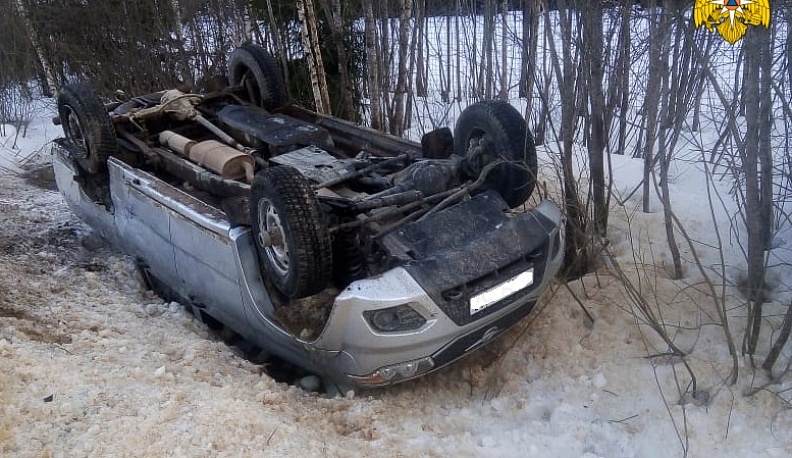 В Калужской области столкнулись три автомобиля