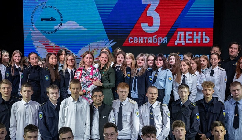 Депутат Народного совета ДНР рассказала калужанам об украинском терроризме