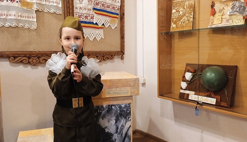 В областном центре День Победы отметили концертом 